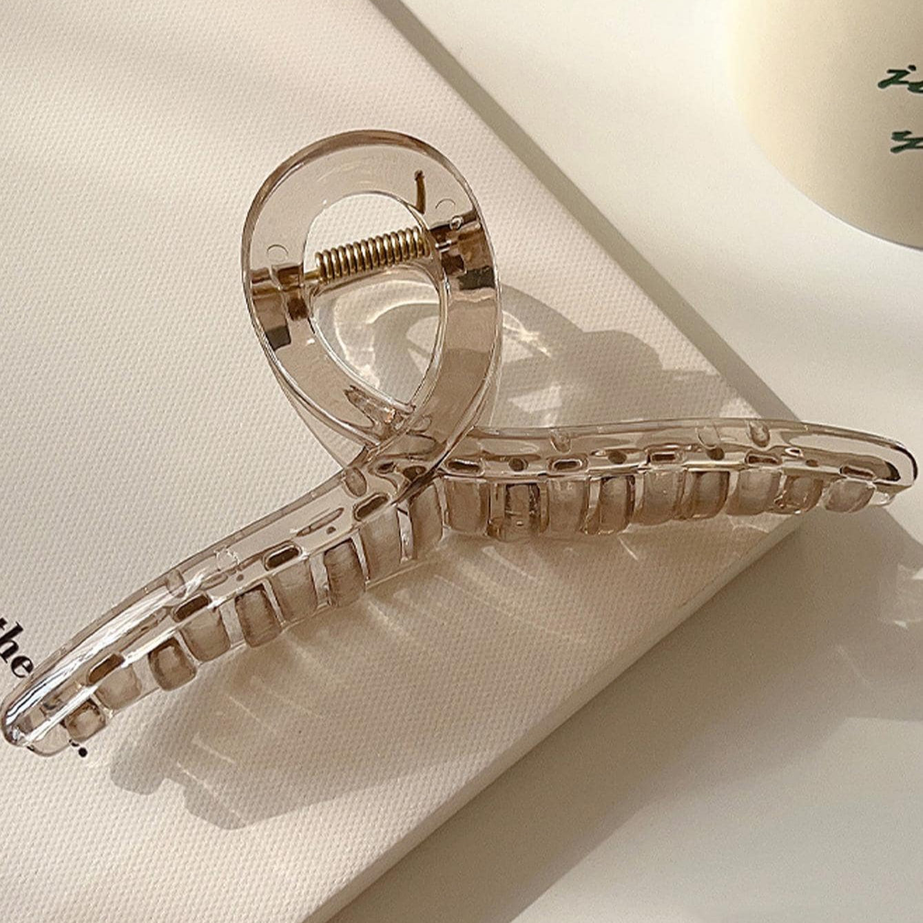 3pcs Tea Colored Solid Color Cloud Shaped Plastic Hair Clip